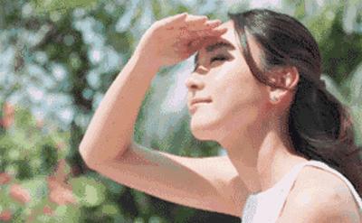 你！不准黑！沙滩救生员用它，炙烤8小时0晒伤！风靡澳洲百年