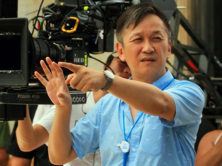 无间道2吴镇宇发现张耀扬是卧底,无间道张耀扬开门吴镇宇下车镜头