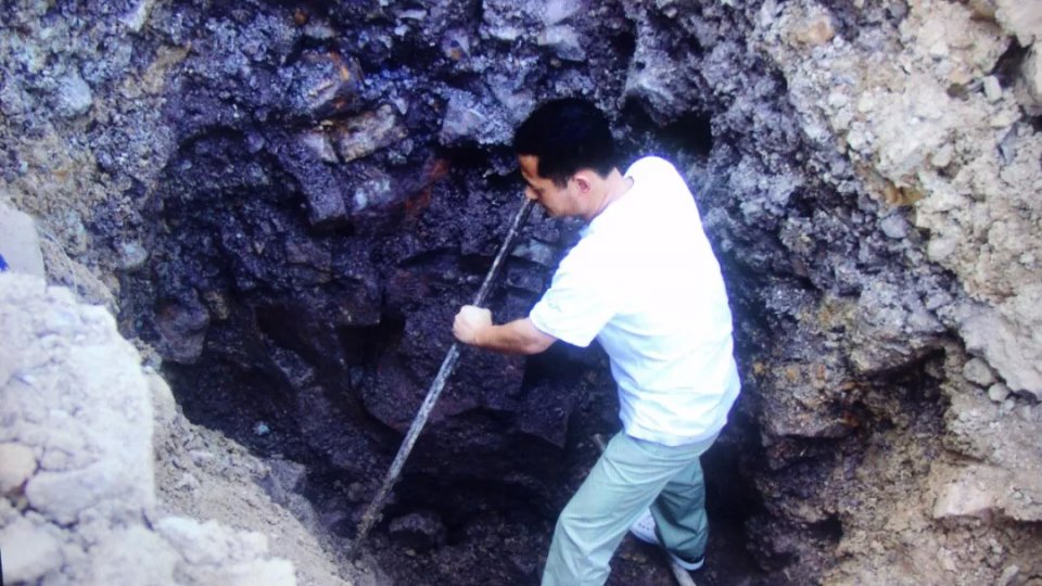 真正的大红袍紫砂壶,大红袍紫砂壶什么泥料最好