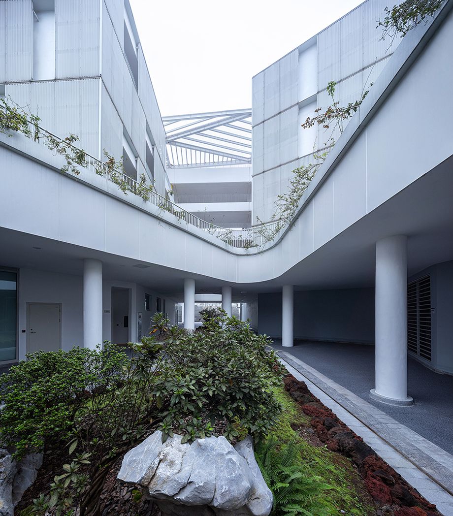 重庆两江中学喜报,重庆南开两江中学什么时候修建的