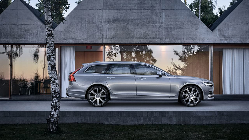 不经常旅行的买沃尔沃v90合适吗,a6旅行版沃尔沃v90