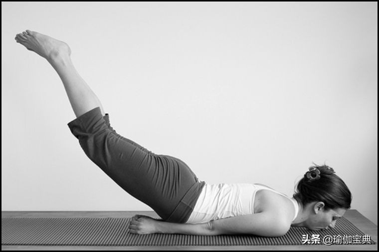 1套简单的小视频跟练瑜伽序列每天几分钟新手如何居家练习瑜伽