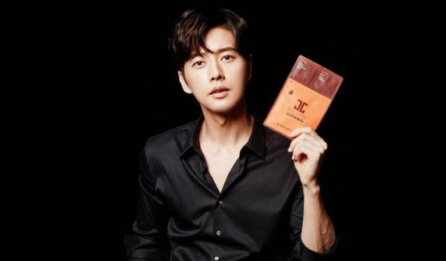 jayjun黑色补水三部曲面膜,jayjun三部曲面膜