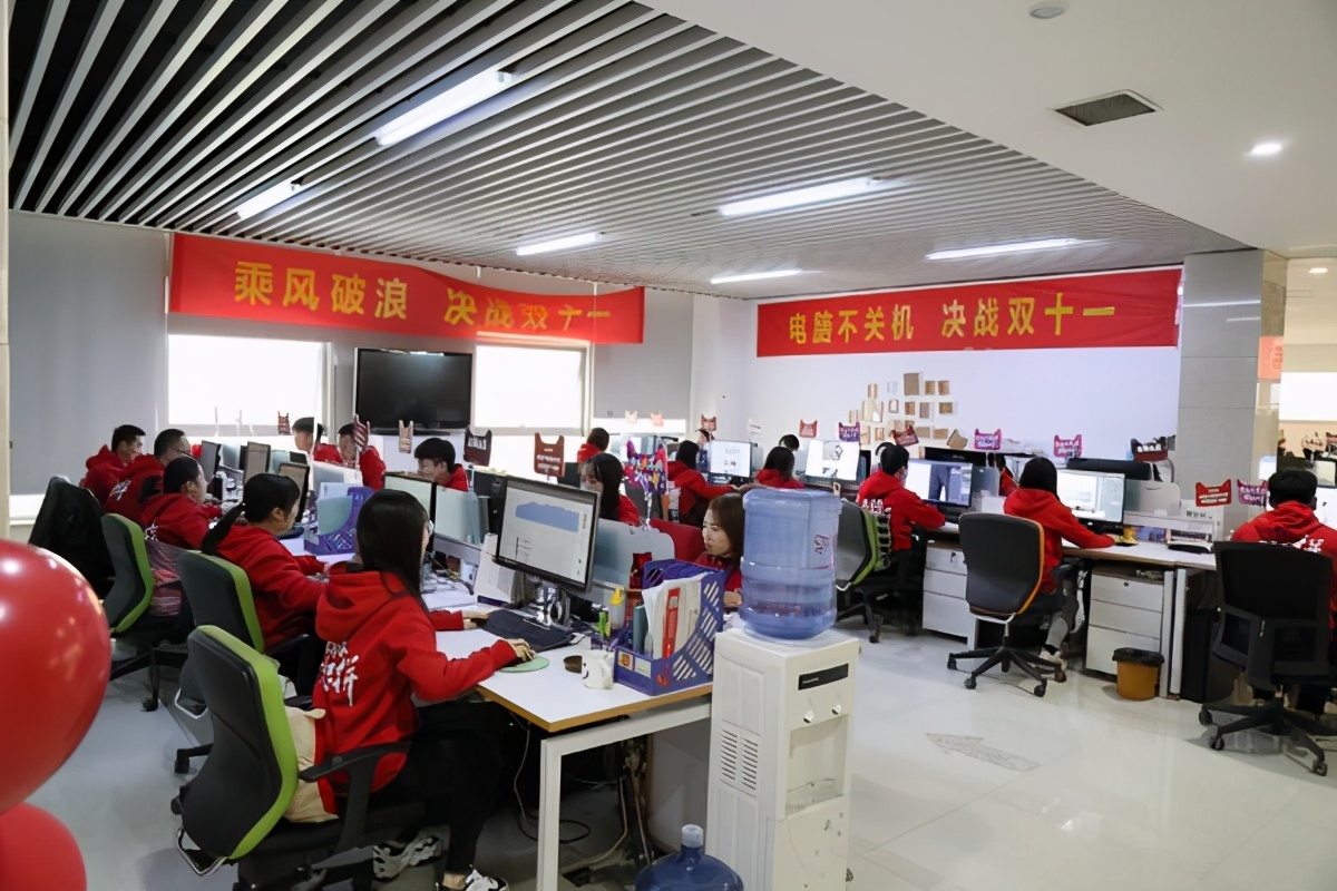 娅丽达双十一,郑州女装双十一比赛