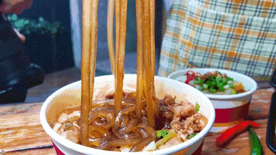 2019年最适合的创业小吃项目,适合创业的小吃两人开店创业项目