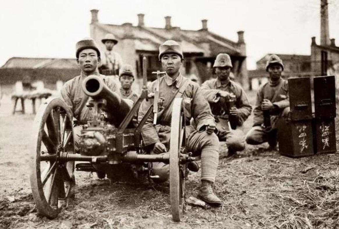 军队行军为什么要绑腿,战争时期绑腿的作用