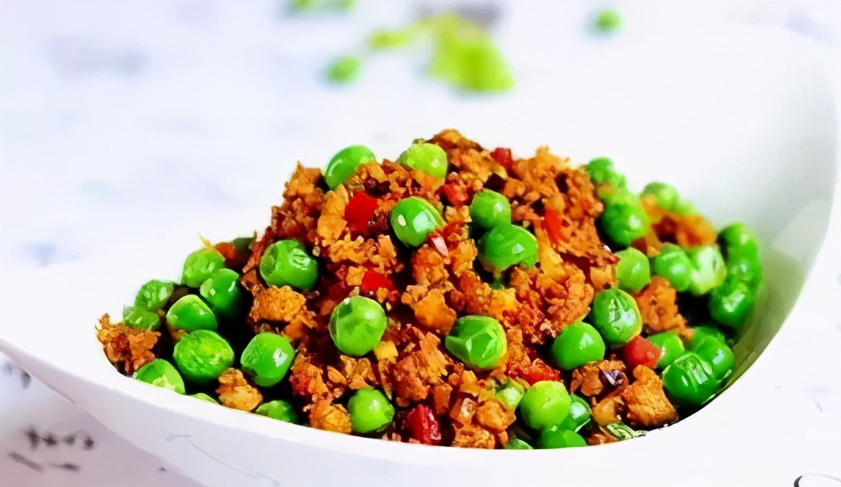 肉字家族：肉有肴淆崤，骨肉相连，古人造字就把这种亲情埋进文字