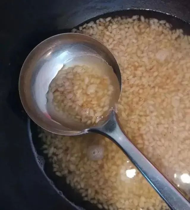 宝宝拉肚子适合吃什么糊,宝宝拉肚子可以吃小米胡萝卜粥吗