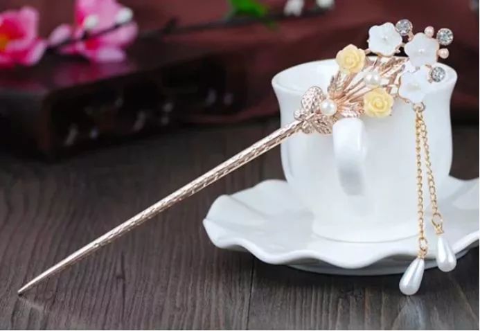 同袍们注意了！这家小店要开业啦！正在狂送优惠...