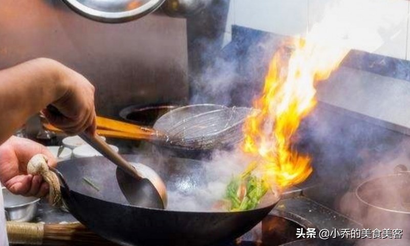 炒菜怎样才有锅气,炒菜所说的锅气是什么