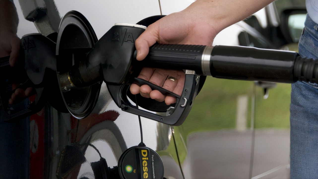 1升汽油到底等于多少公斤,一升汽油等于多少ml汽油重量