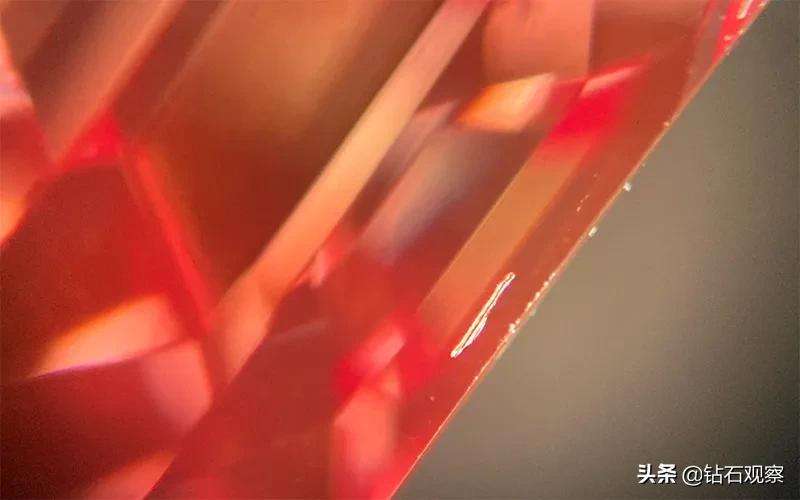 培育钻石有荧光是好的吗,培育钻石有黄钻和粉钻么