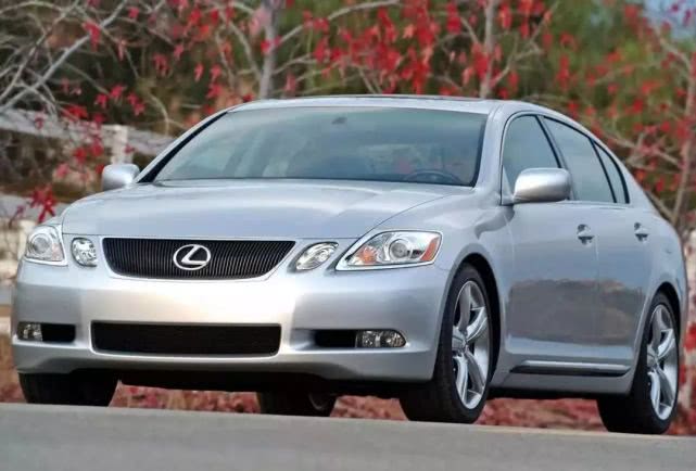 斯巴鲁brz和高尔夫,brz和高尔夫