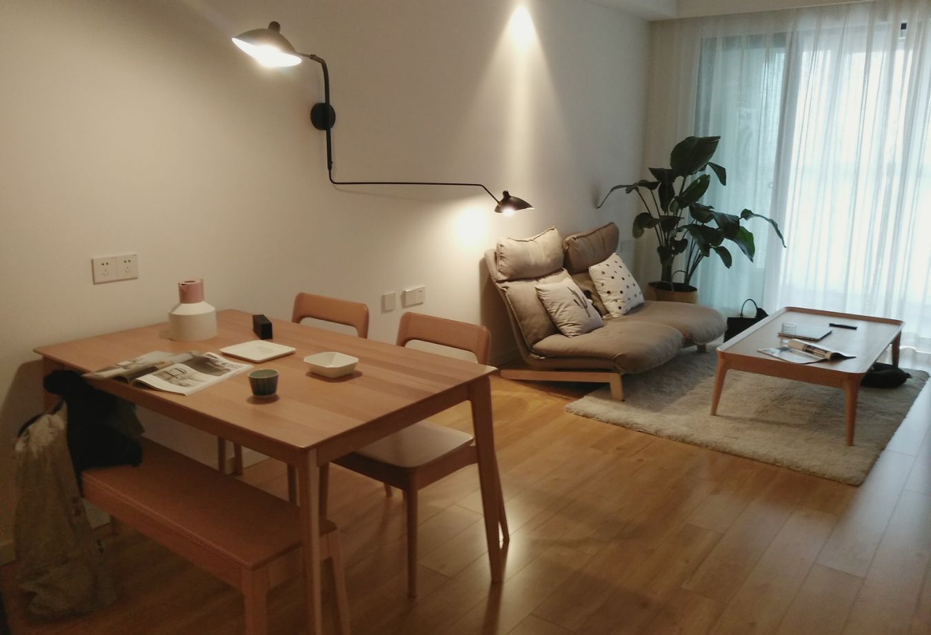 小餐厅餐边柜餐桌一体设计,餐厅小做了餐边柜餐桌怎么设计