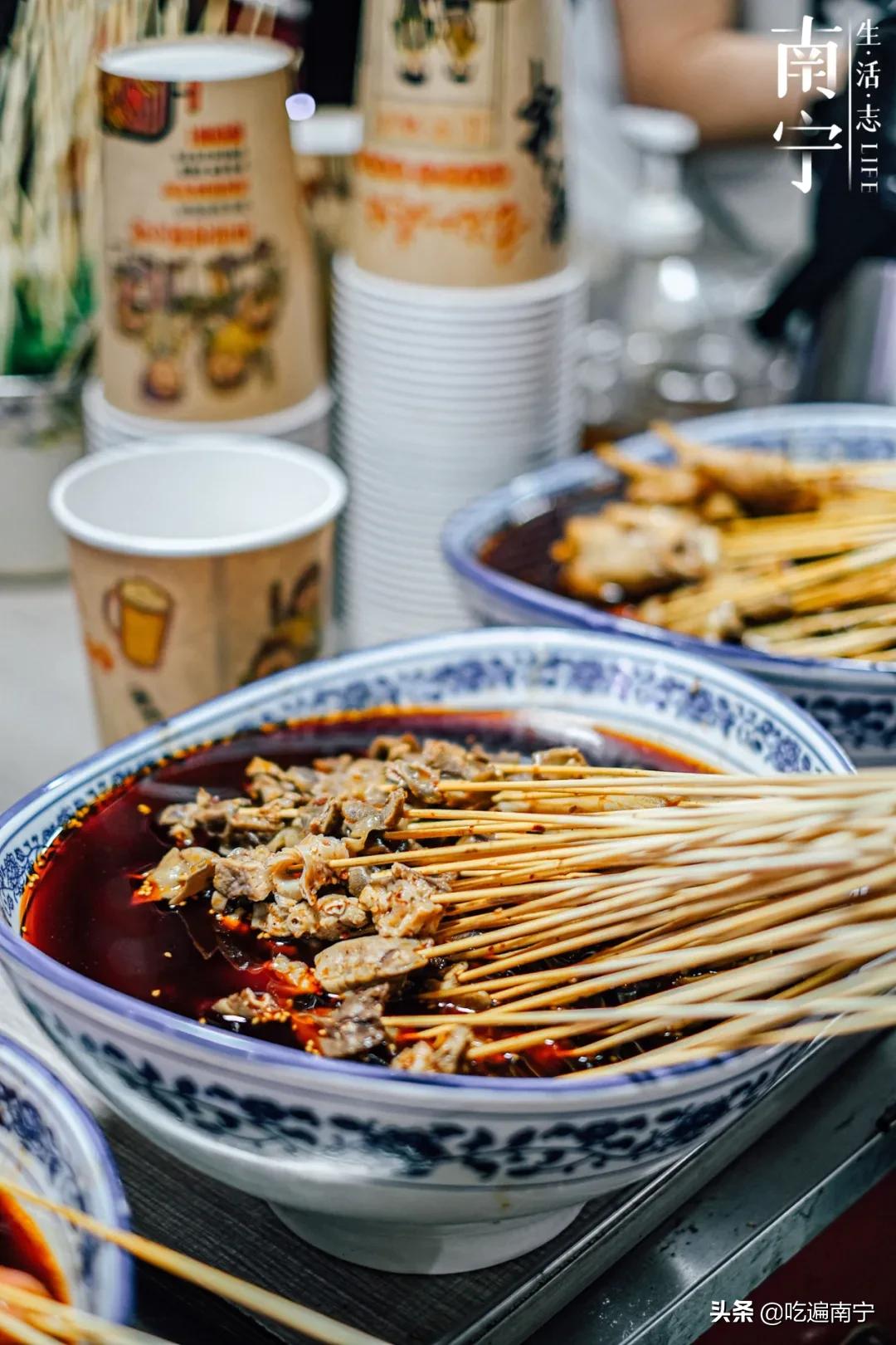 南宁最新最火的夜市街,曾经这条街很热闹现在却冷清