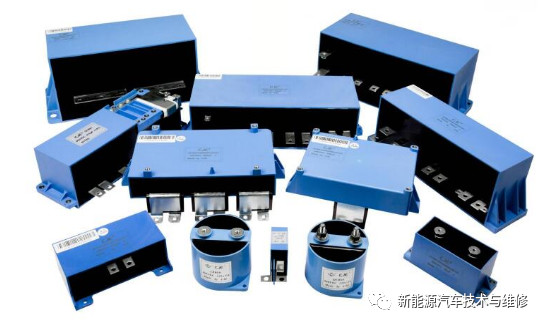 纯电动汽车驱动电机控制器母线电容的选择与设计