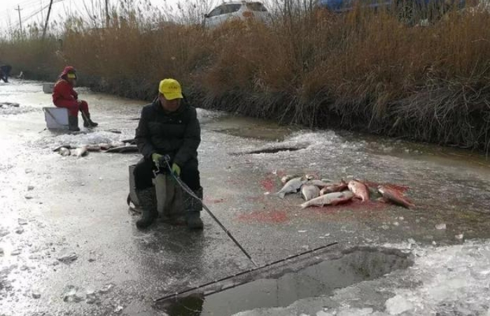 这五种人嘴脸丑恶不可深交,这五种人最让人瞧不起