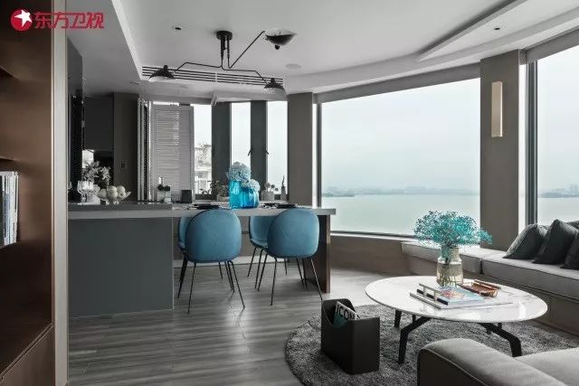 大师设计的湖景房,设计师设计两百平别墅