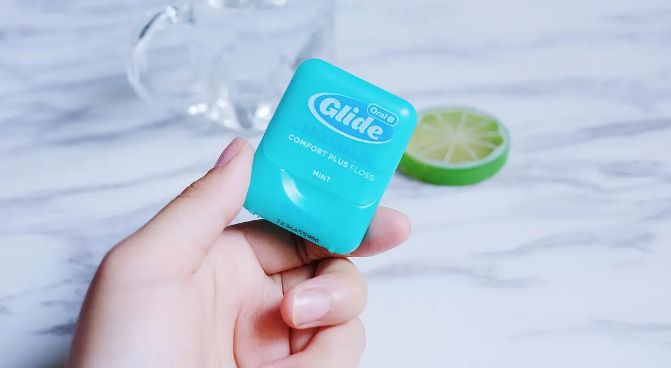 美白牙齿什么口红色号都显白,哑光口红如何涂美白牙齿