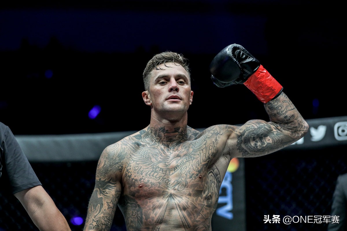 尼基霍兹肯夺冠,尼基霍兹肯资料