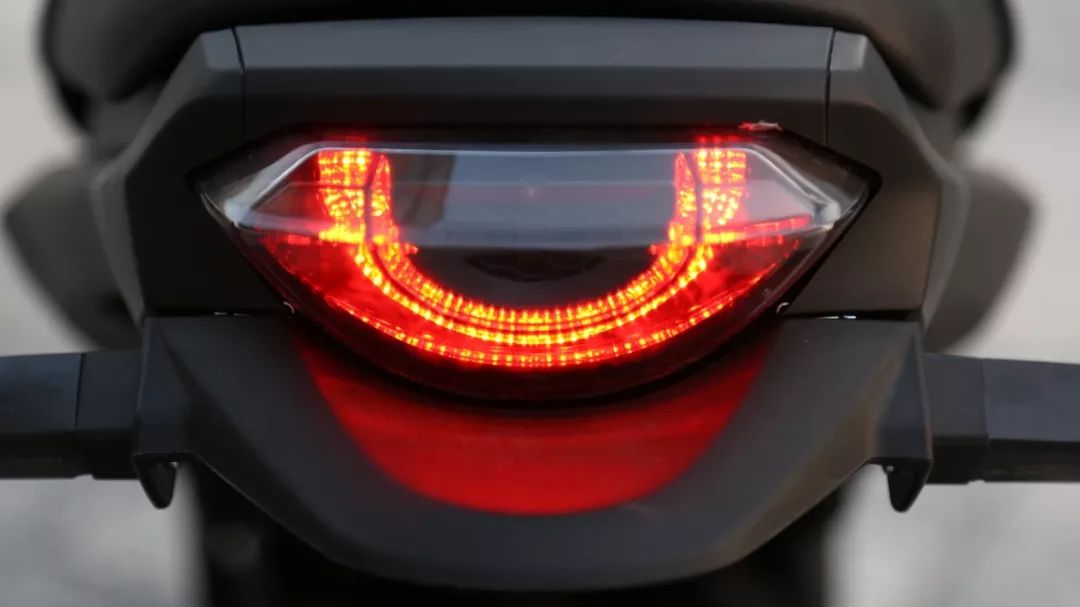 新大洲本田cbf190tr跑了8000公里,本田cb190ss与cbf190tr哪个好