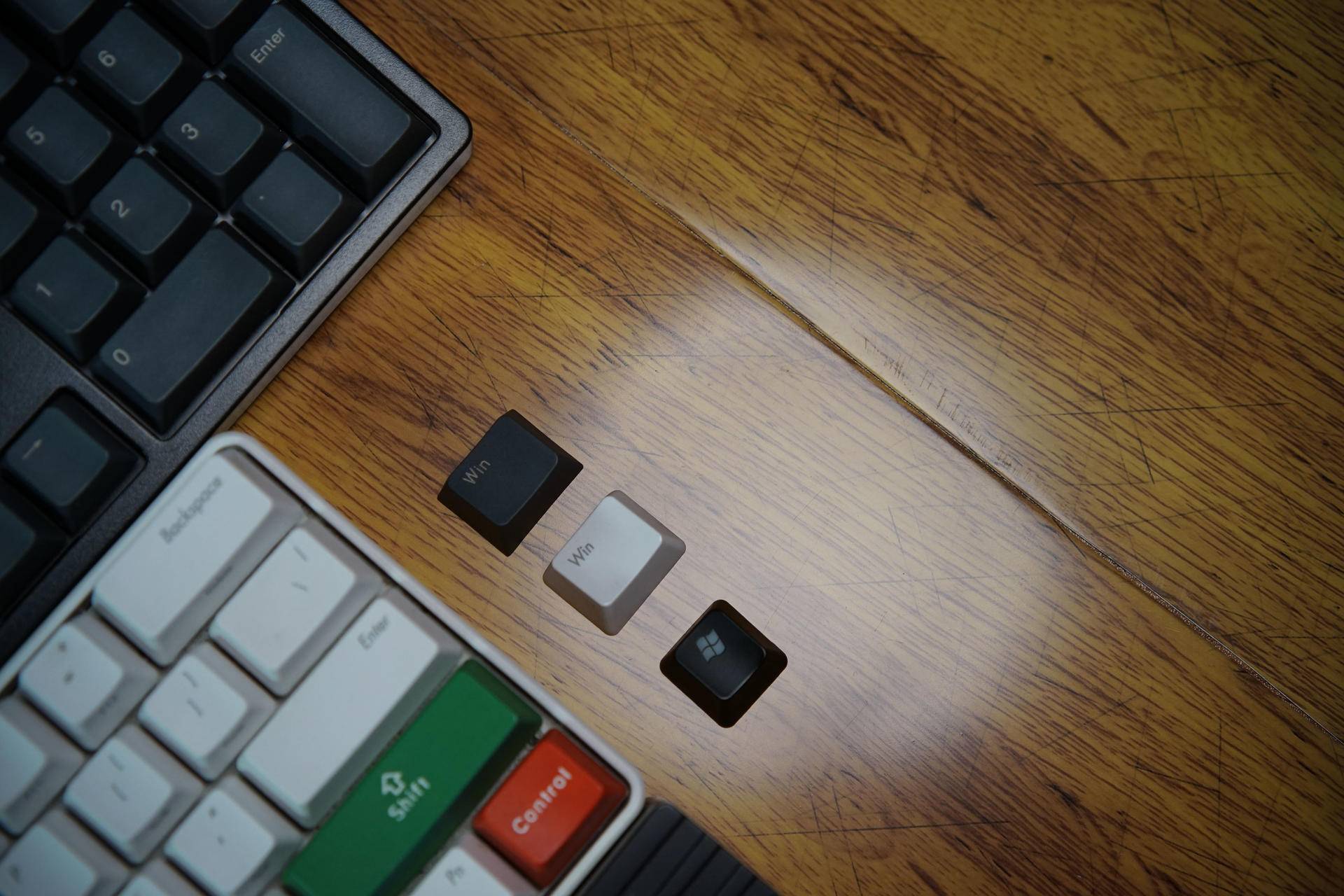 雷柏v860和达尔优a87哪个好用,性价比键盘茶轴推荐