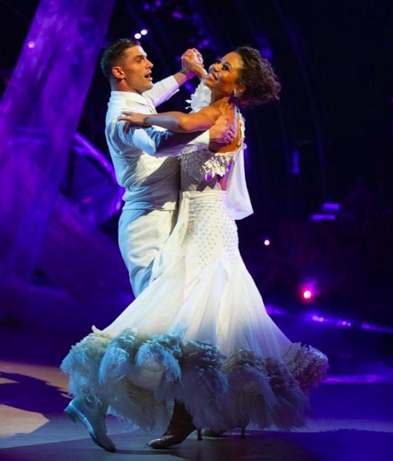 非洲巨富私生女嫁英国帅侯爵,却被婆婆嫌糟蹋400年血脉?