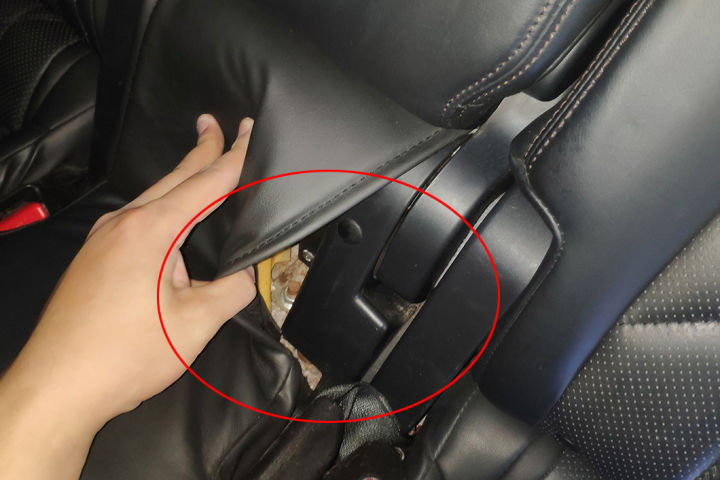 英菲尼迪fx35最容易哪里进水,英菲尼迪fx35天窗漏水底板全是水