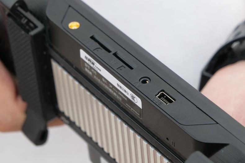 任我游智能行车记录仪红键,任我游隐藏式行车记录仪测评