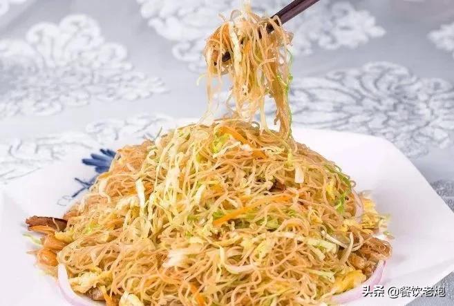 炒米粉炒几个就粘锅怎么回事,炒米粉不粘锅的几个诀窍