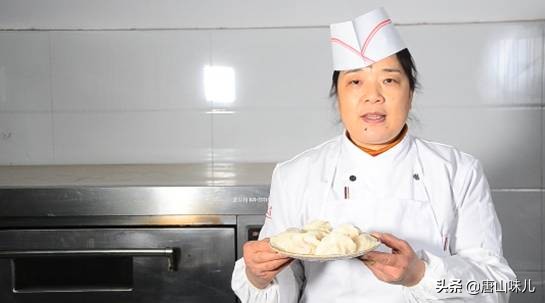 包元宝水饺的手法视频慢动作,儿童手工元宝水饺慢动作教程