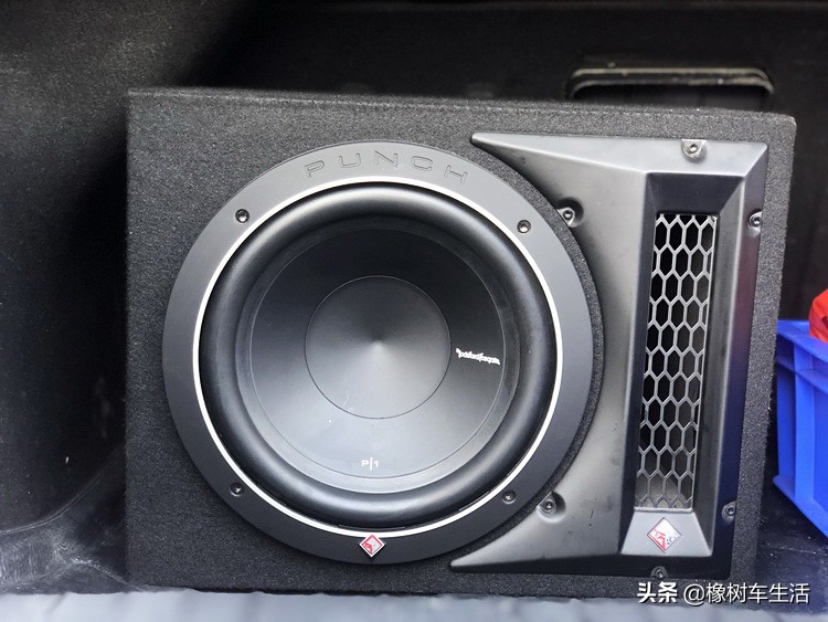 朗动音响改装,朗动汽车改装惠威音响