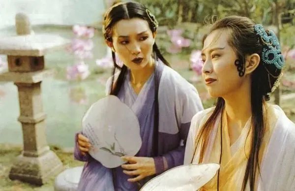 青蛇人生哲理,青蛇痛苦变回原形