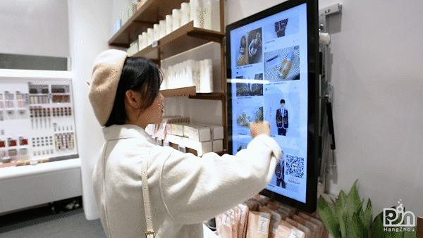 表面光鲜亮丽背地里却很辛苦,有些人表面光鲜亮丽背后却是什么