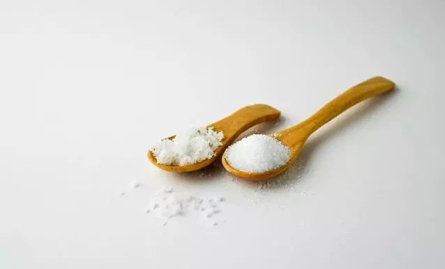 亚硝酸盐对人体产生危害的原因,亚硝酸盐是什么产生的有什么危害