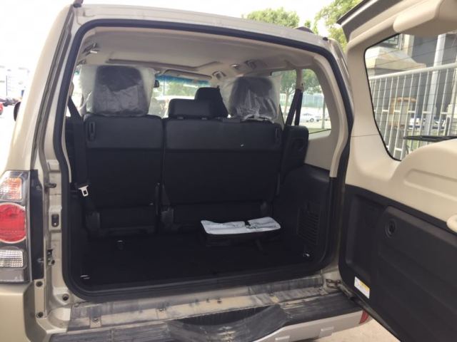 帕杰罗三门v87,天津港帕杰罗v87三门版最新价格