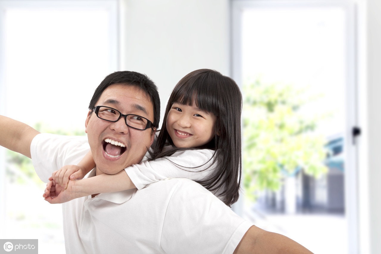 幼儿园科学小实验对幼儿的好处,幼儿园科学小实验瓶子自动洒水