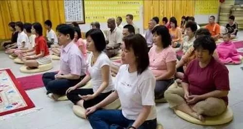 双盘腿的好处和功效,双盘腿对女性的好处