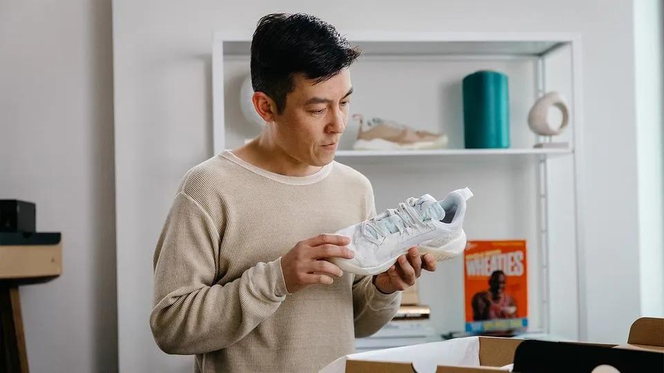 这些球鞋颜值s级,这些球鞋白菜价