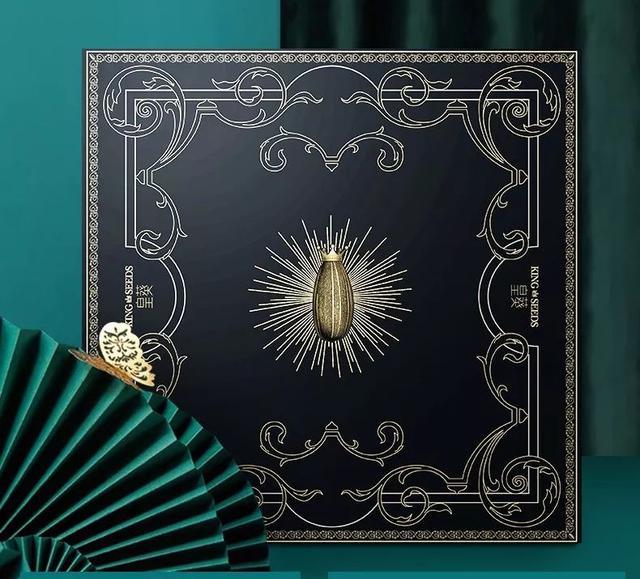 洽洽出了款LV版包装设计，瞄一眼，是吃不起的瓜子了