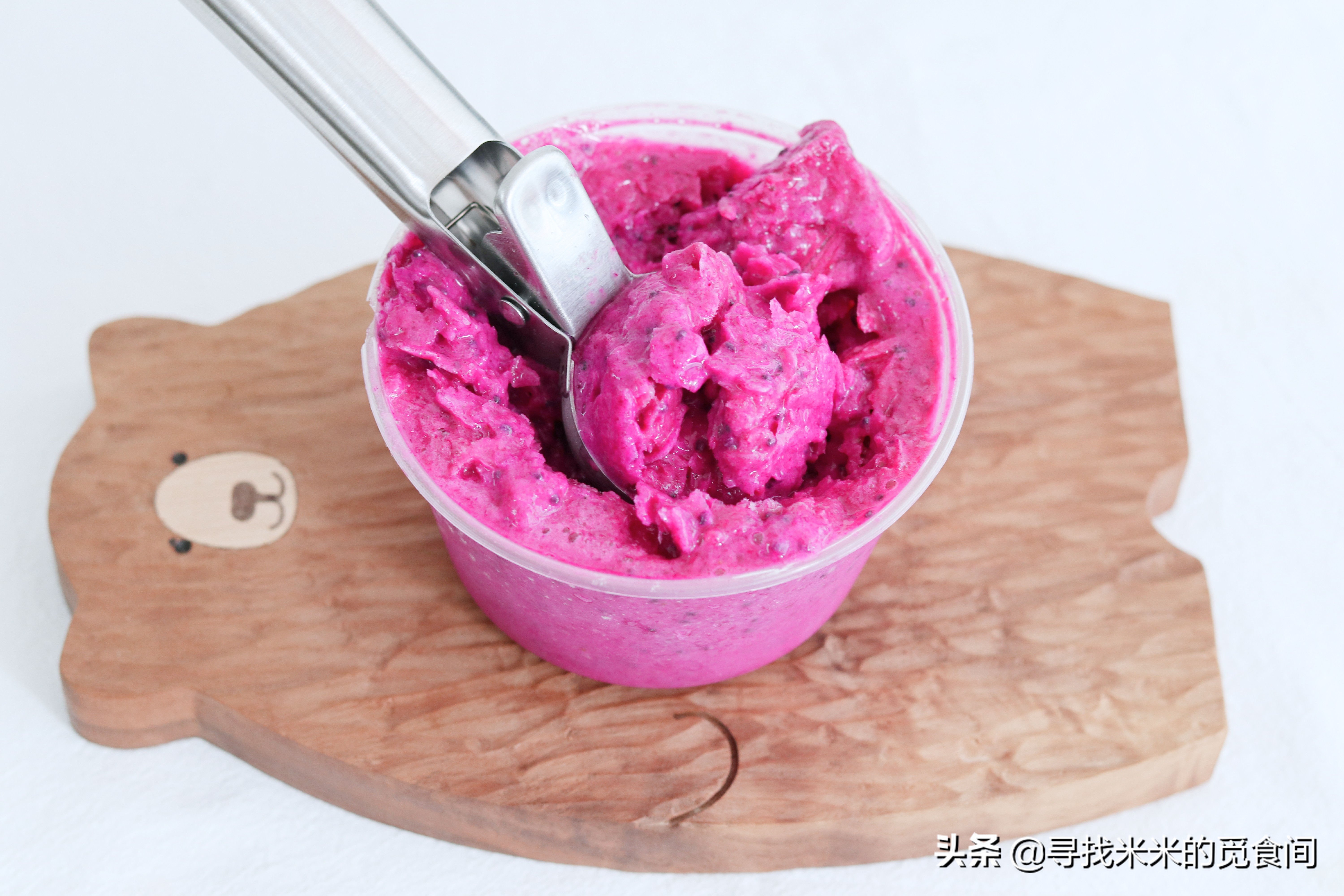 低糖低脂低卡的冰淇淋怎么做 (低脂低糖奶油冰淇淋)