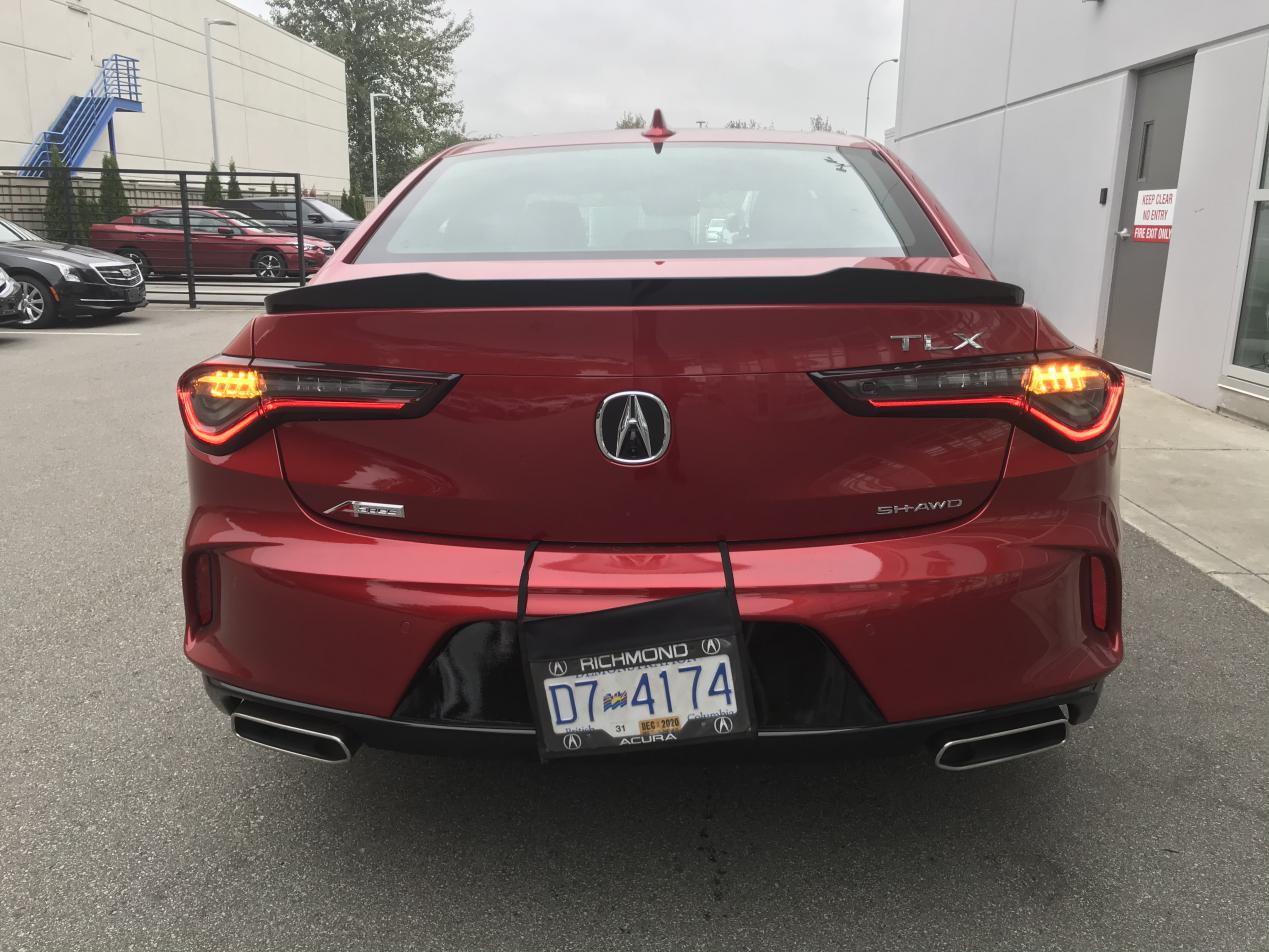 新款讴歌tlx实车,硬朗的运动感新款讴歌tlx实车