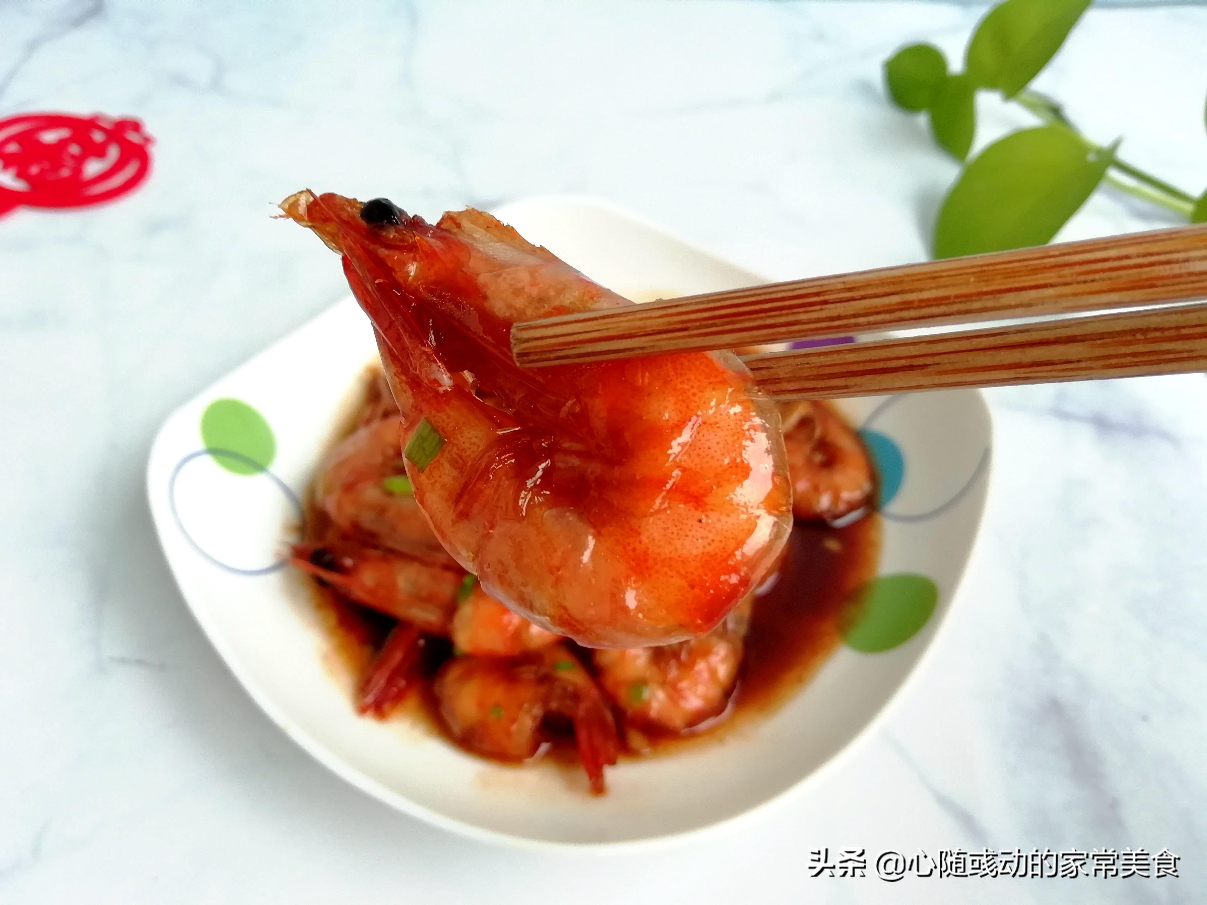 虾头到底能不能放心大胆吃,虾头里的脑能吃吗