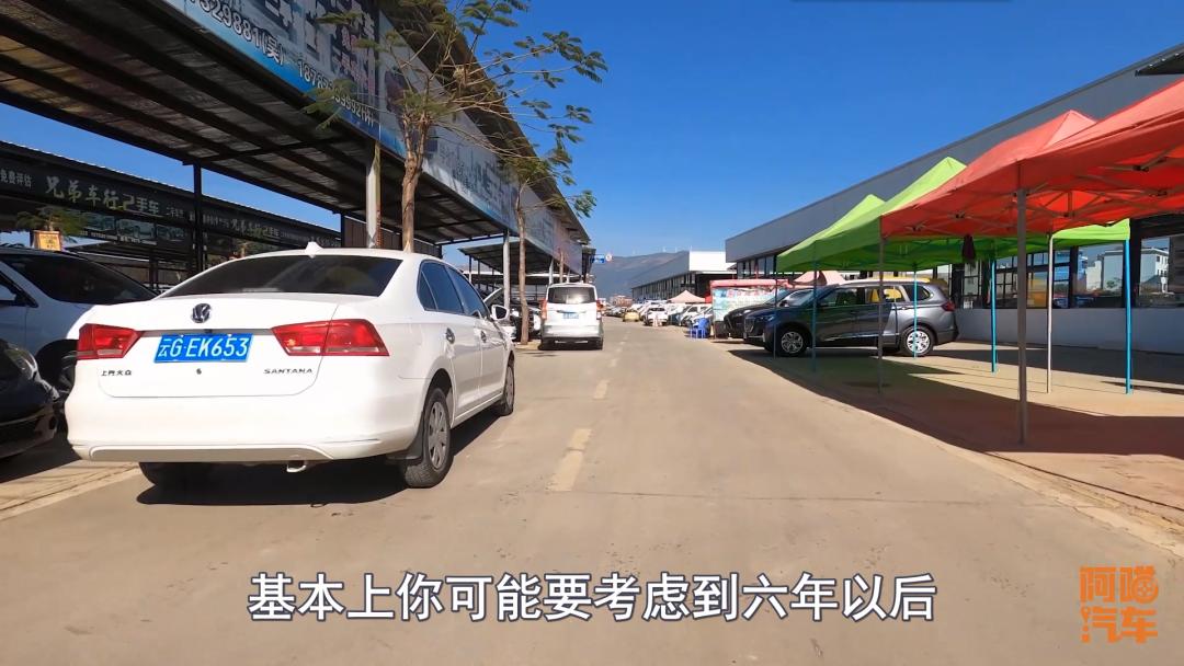 二手车10年车龄值不值,二手车十年车龄值得买吗