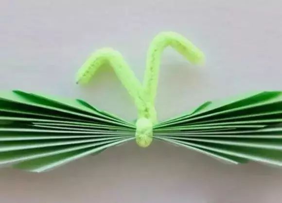 4-6岁幼儿园手工作业火箭,幼儿园作业手工做房子怎么做