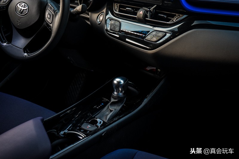 丰田c-hr懂车帝测评,chr丰田评价