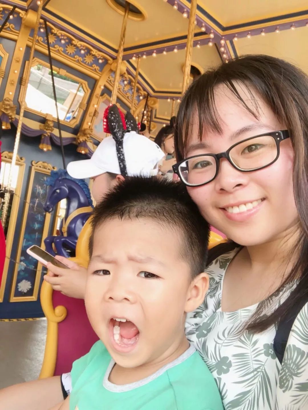 独自带2岁的娃怒刷了10次上海迪士尼，不听我听谁？