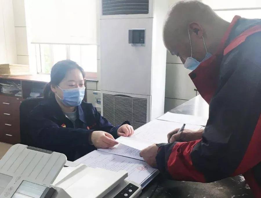 获省五一劳动奖状,荣获省五一劳动奖章