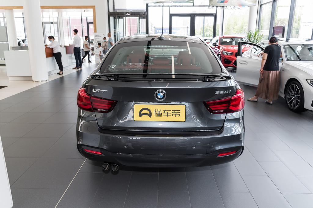 宝马3系gt真实油耗,17款宝马3系gt百公里加速