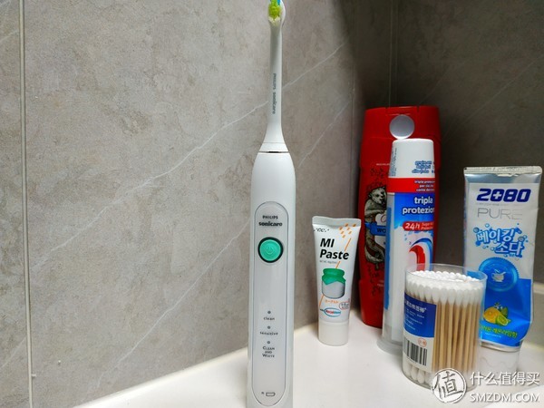 飞利浦入门级电动牙刷2019,usmile电动牙刷y1s和y1pro区别